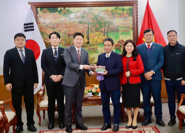 Tt Cuong Tiep Nsqh Hq 03