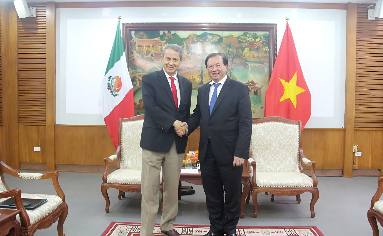 Anh2