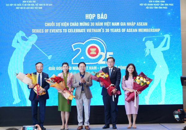 Hop Bao Golf Asean 07