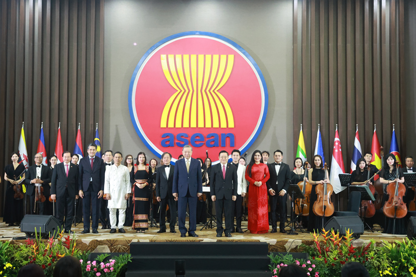 Le Ky Niem 30 Nam Vn Asean 02