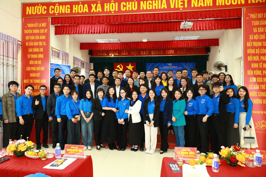 Mit Tinh 94 Nam Thanh Lap Doan 10a