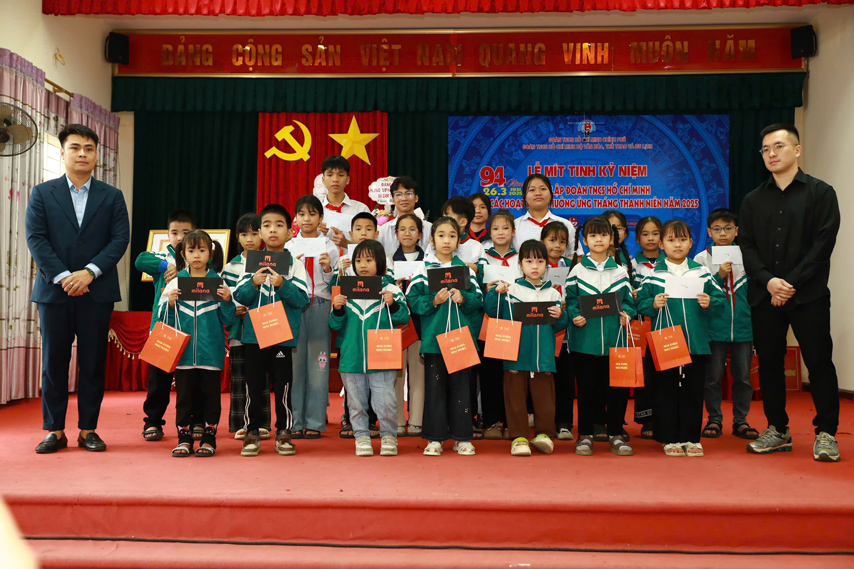 Mit Tinh 94 Nam Thanh Lap Doan 8a