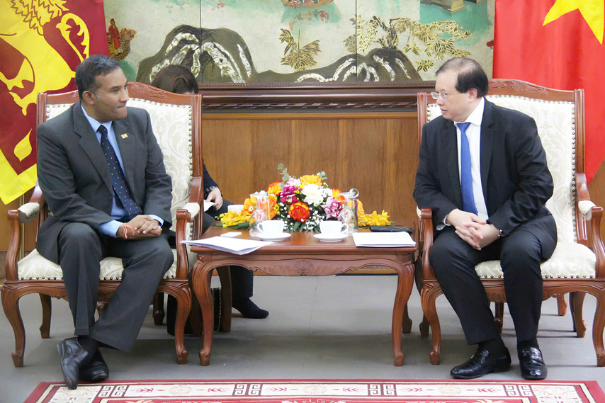 Tt Dong Tiep Sri Lanka 1