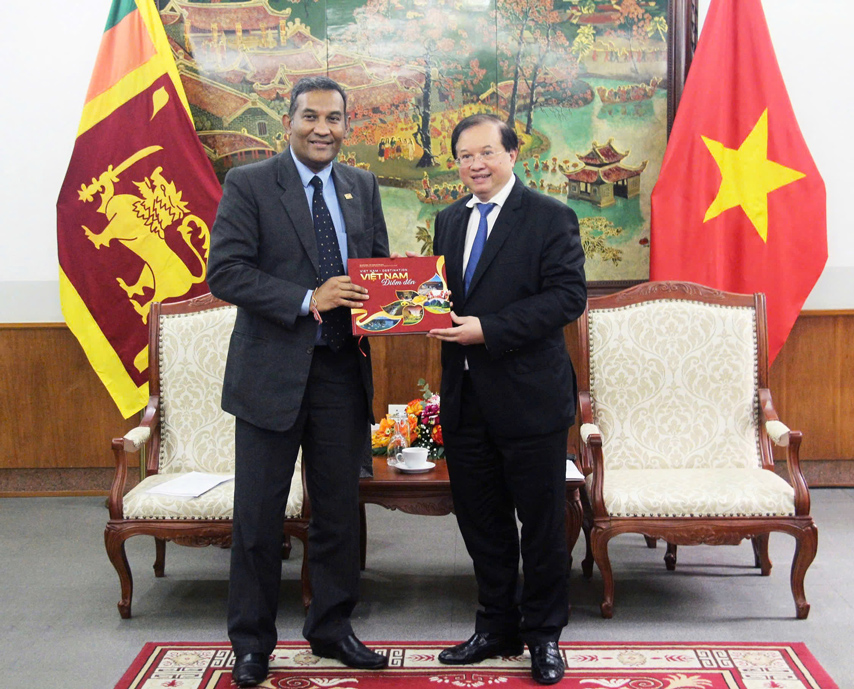 Tt Dong Tiep Sri Lanka 4