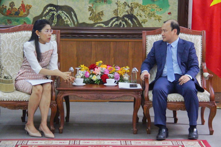Tttt Le Hai Binh Tiep Ds Thai Lan 03