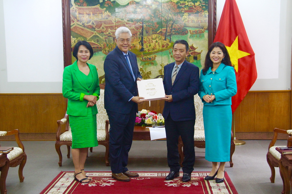 Anh 2
