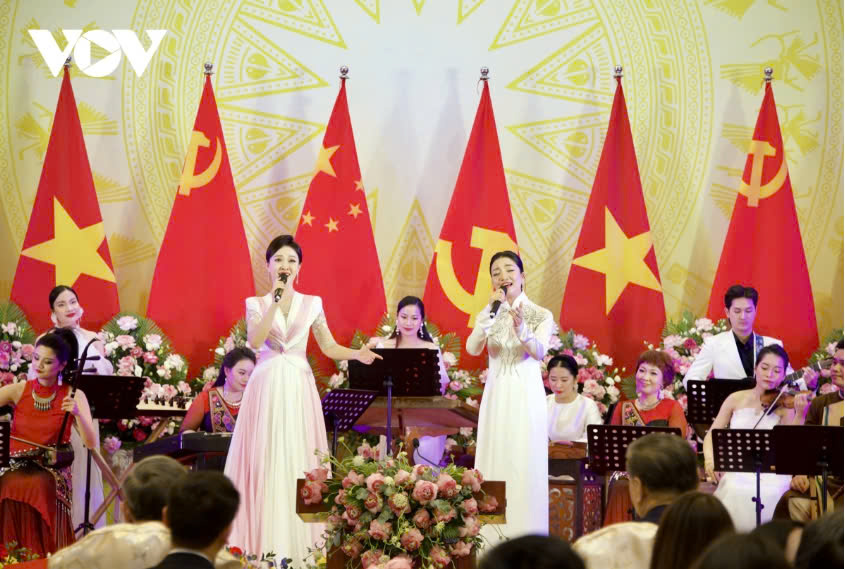 Nghệ Sĩ Việt Nam Và Nghệ Sĩ Trung Quốc Biểu Diễn Tại Tiệc Chiêu đãi Của Tổng Bí Thư Tô Lâm Và Chủ Tịch Nước Lương Cường