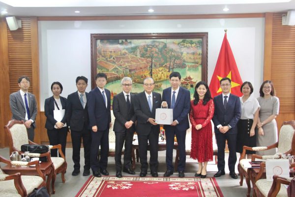 Tt Phong Tiep Nhat Ban 02