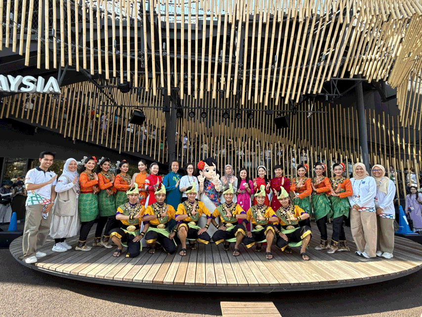 Viet Nam And Music Collab 4a