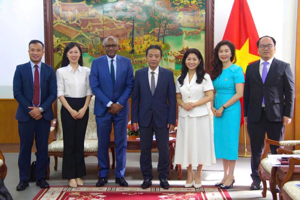 Z6675431388299 C537d2ae99330fde238195e9fc4008a4