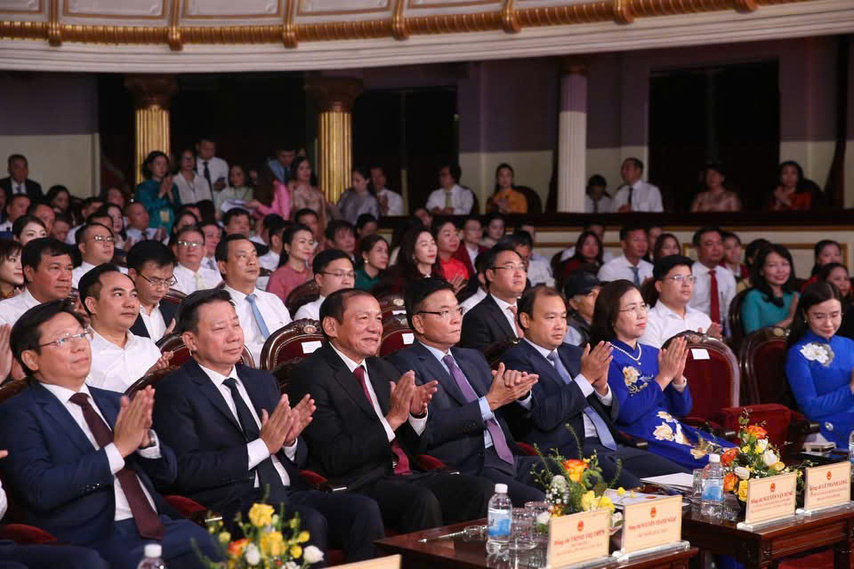 32274297197768544983(1)