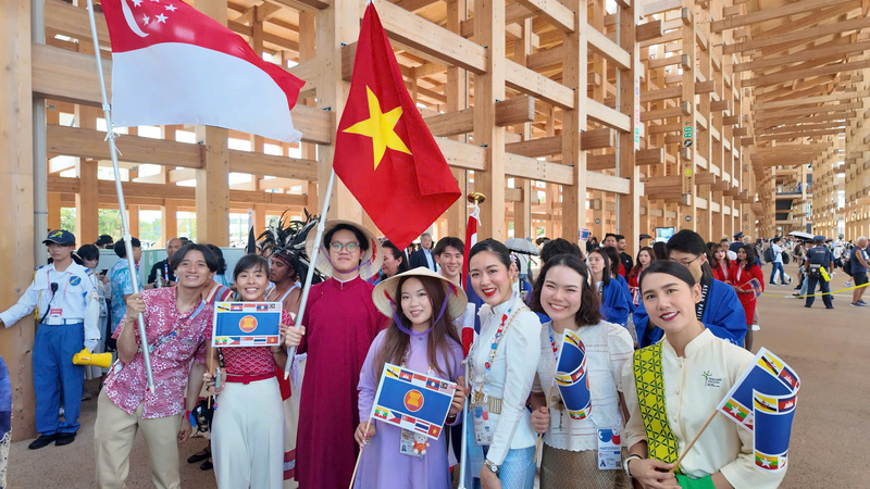 Ảnh 13 Phối Hợp Với Các Quốc Gia Như Mỹ, Thái Lan, Malaysia,... Và Các Tổ Chức Quốc Tế Như Asean để Tổ Chức Nhiều Hoạt động Giao Lưu Văn Hóa, Nghệ Thuật.