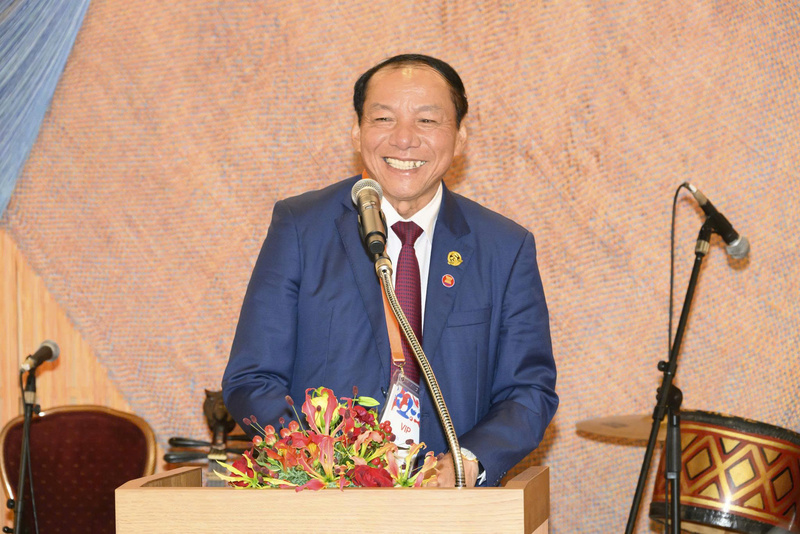 Bt Phat Bieu Gala Dinner
