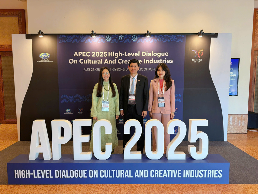 Z7166136102287 25bdfd81630ccdd4a14857fe1d211f49