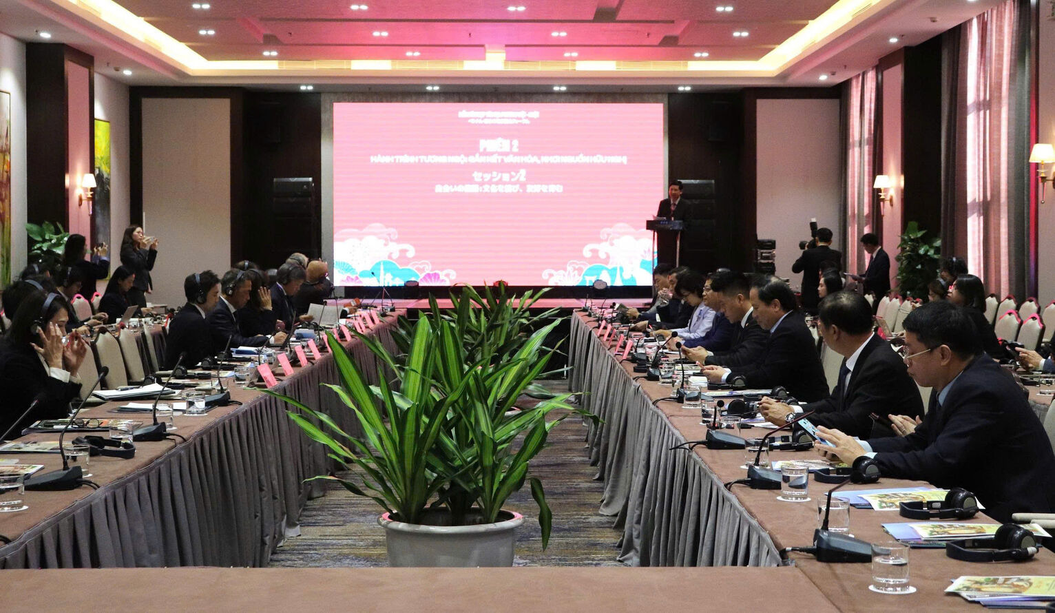 45397601011960410158 Optimized 400