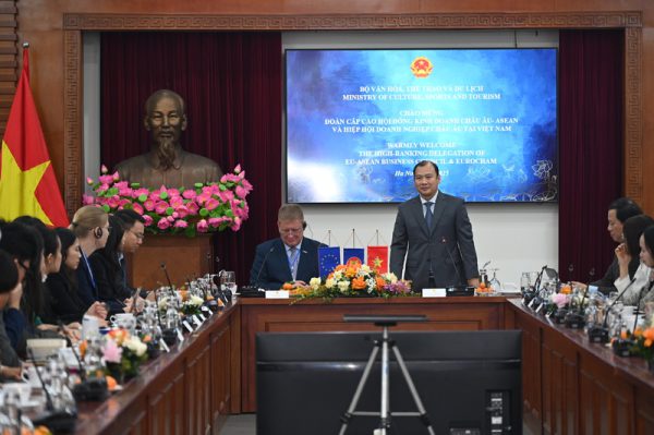 6a79e6ffb9b1ca0b2919e89df23aa7ac