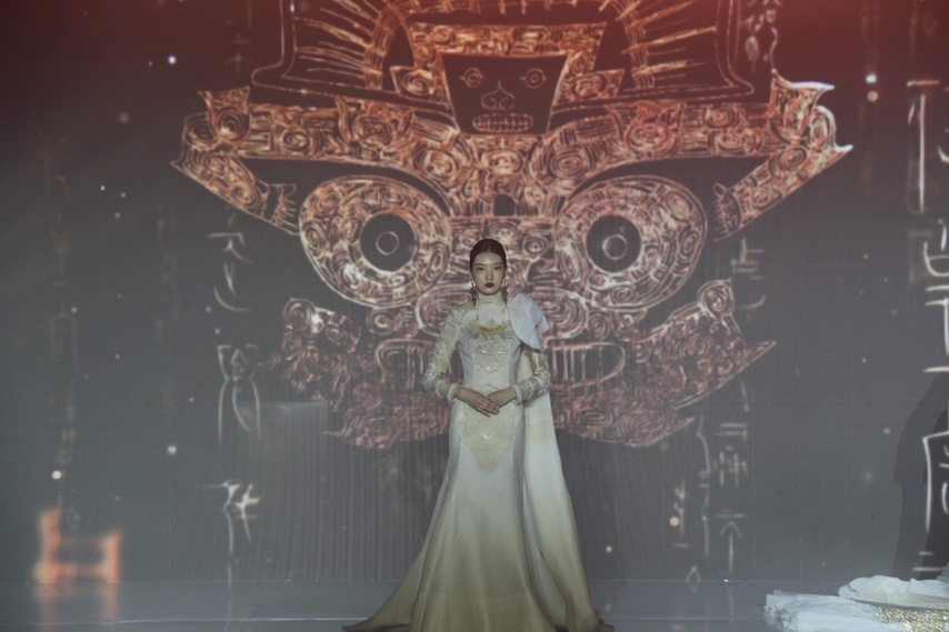 Z7190722576455 F01fd0e7e43ccbd9e9a630250ba3e2cd