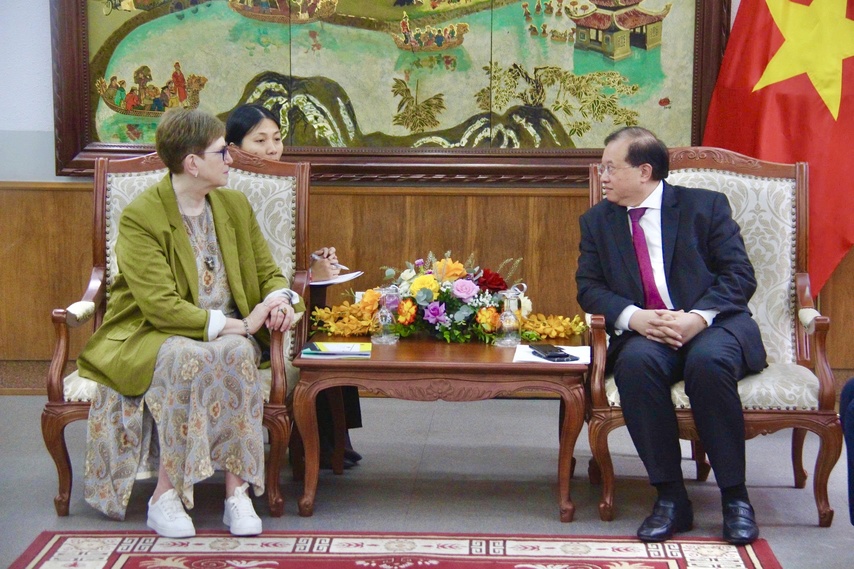 Z7195651330060 76d8b847e2f3748f87c2324cd4ffb5a6