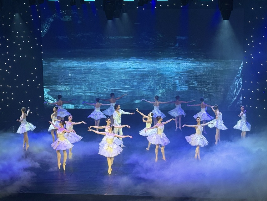 Z7263063927567 40dcb232f772b3aa6bf4a5ea8f102736