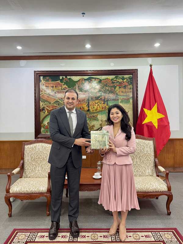 Z7264347540068 65a3fa05ffb0385dc600f2c2d592041a