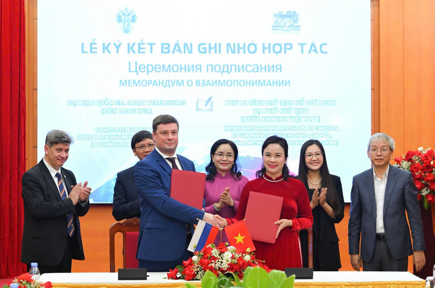 2287434999312146277(1)