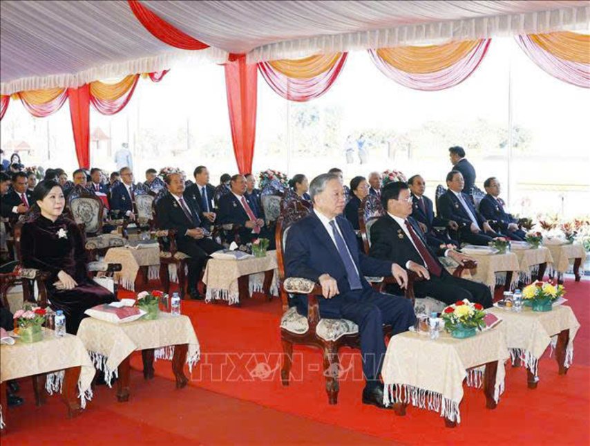 4b2b43e035a3bafde3b2