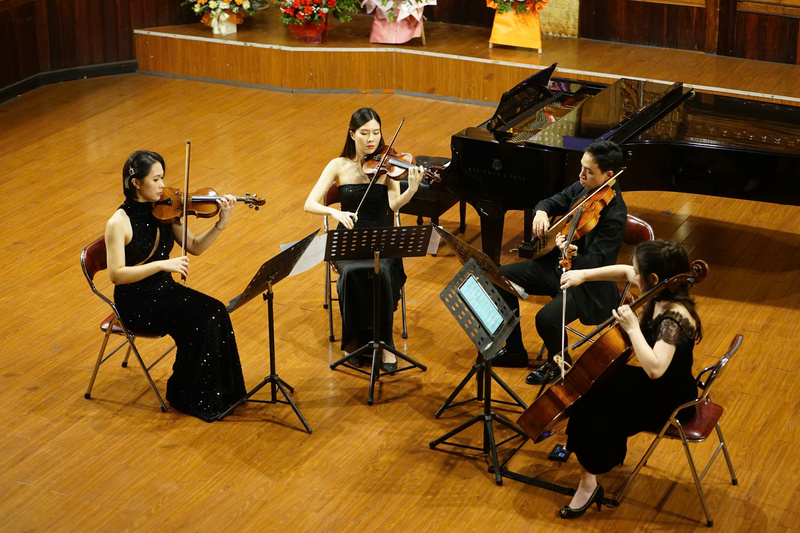 Ky Niem 75 Nam Bulgari Vn 6