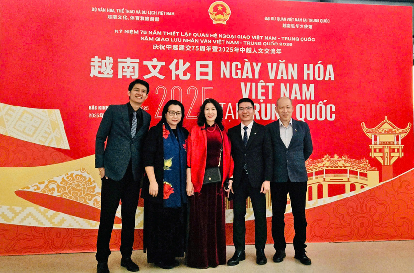 Z7351204923878 5d6986b5fb34c3db9c6952ffefe85558