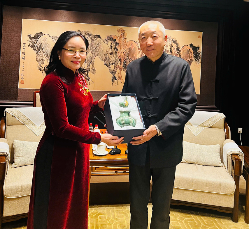 Z7351294303810 D2faf403c9809664357bd73d39e7ff2b