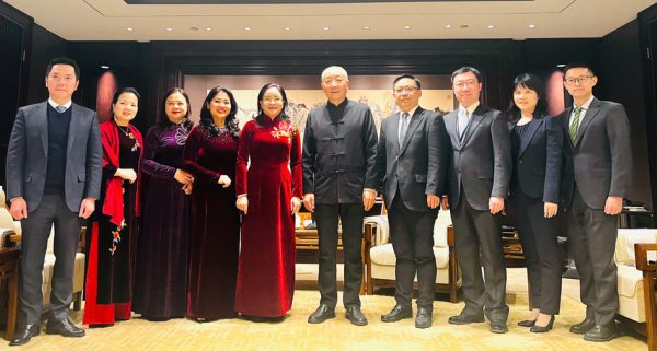 Z7351294303811 90782ed2376abf670b146874481d8c26