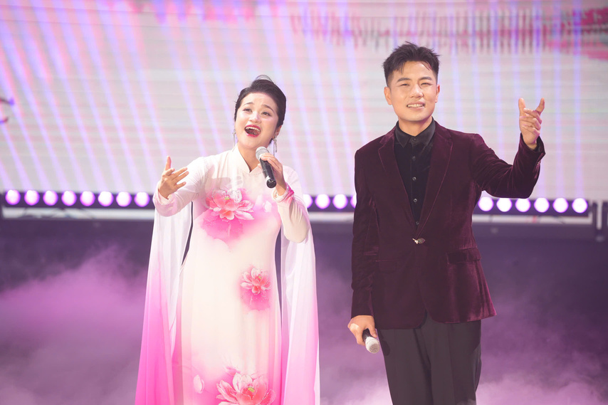 091090b0aade24807dcf2