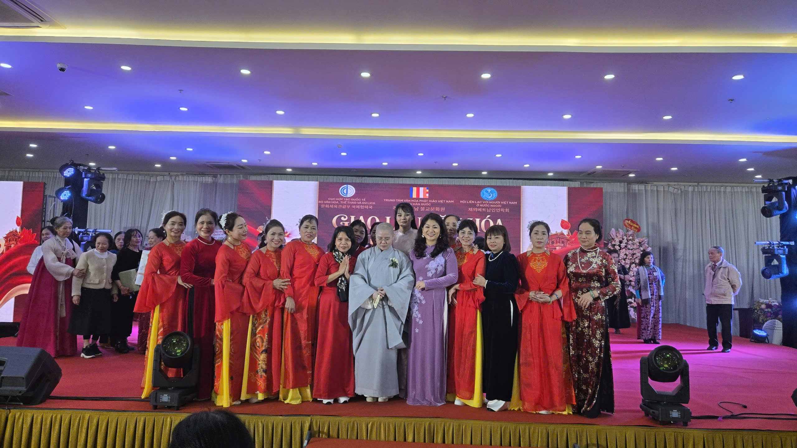 1320965706611511734 11zon