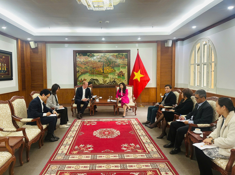 Cuc Truong Lam Viec Voi Mpa 2