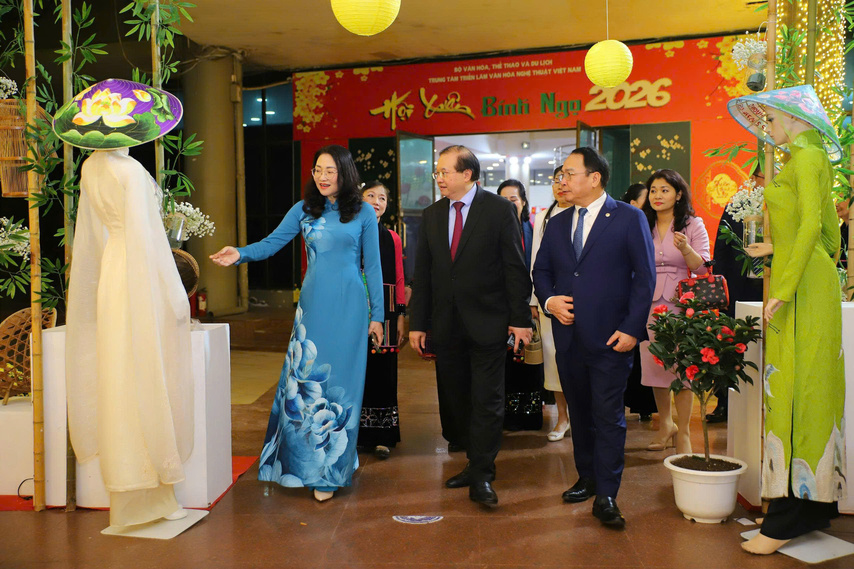 Z7509909082498 B8684a9d878c369ee6de078eeea22d7d