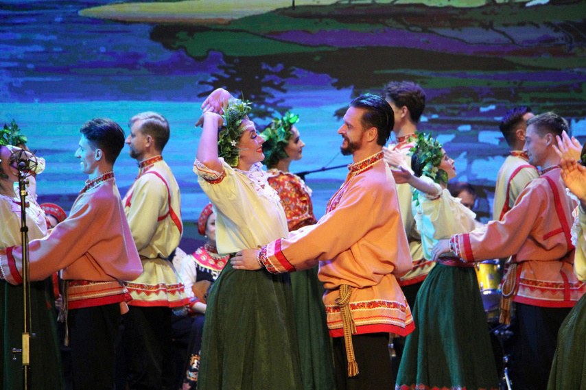 Z7658268375421 4180f7b92f38ccc6e6f7ce0f041f223f