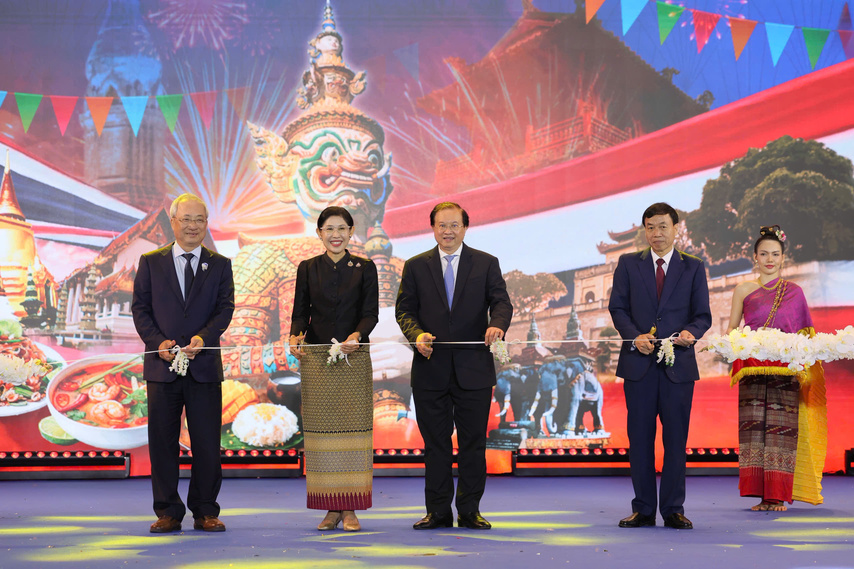 Z7665246625893 123518021f962fb24b1b67af89b82bb7