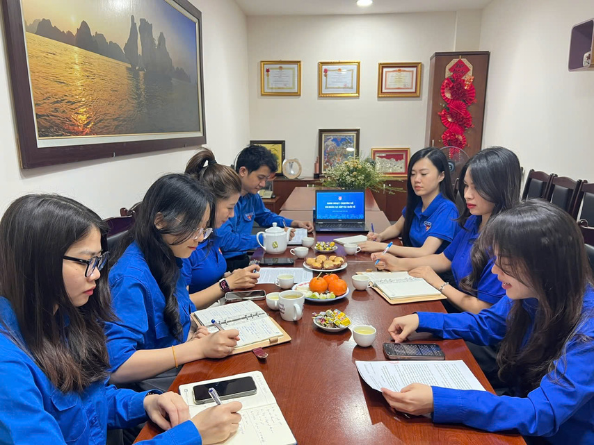 Z7666648780779 0812f0b980d81ac14dd18f353fbbae61