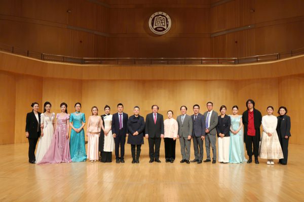 Z7722628618165 3112ccb6504134e3eb04df4ffc9affd2