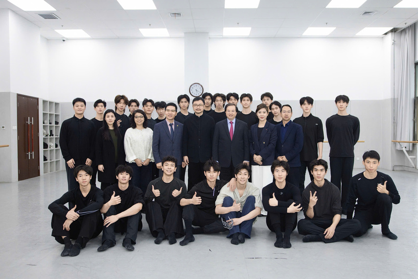 Z7727617893242 9fdc89ca0efd80d2e7b6780b73d6708e