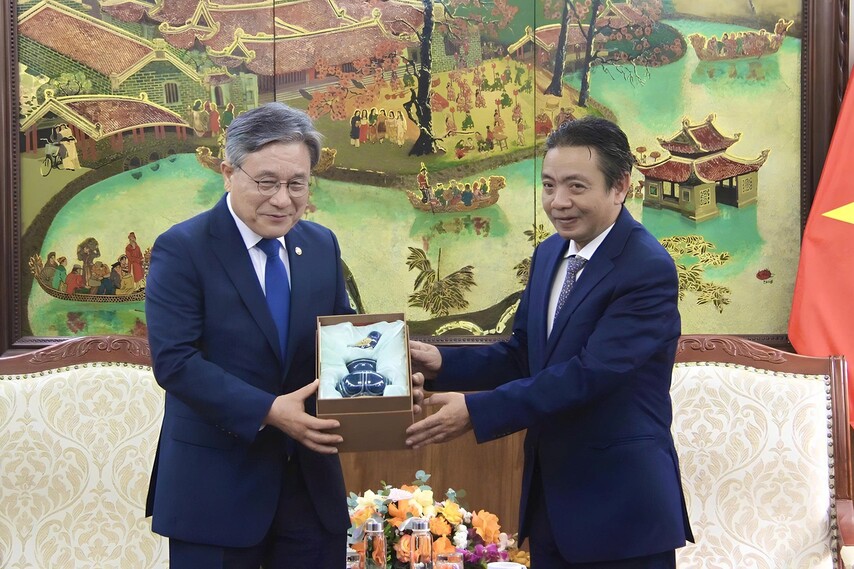 Z7752557096479 Fc2dafd089a7fb403c02ef6b3a95feba