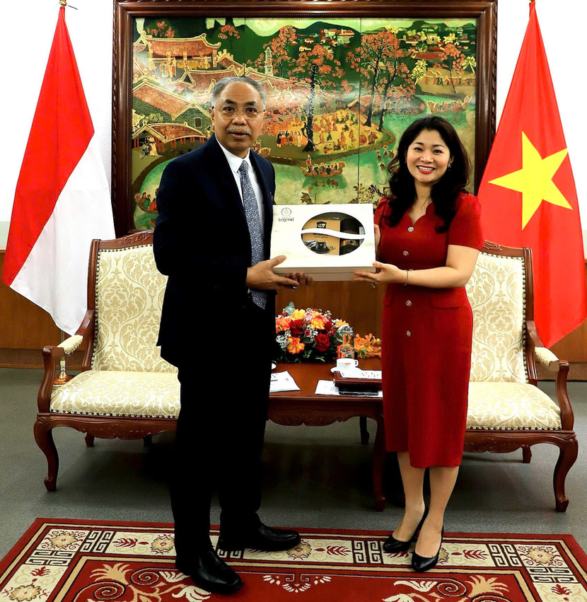 Z7776196417851 Eaf07b868b14fe35f676228d98b891b6