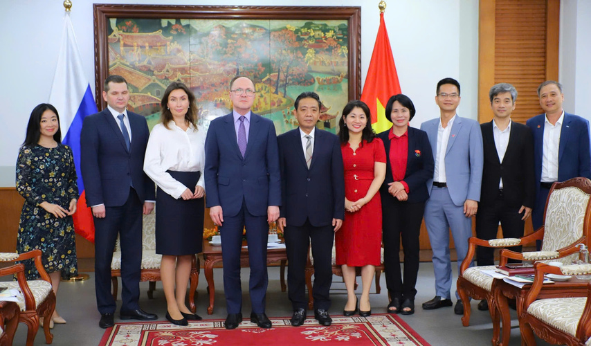 Z7777454149998 246d45acfe4711fe66543af68a7cbdb8