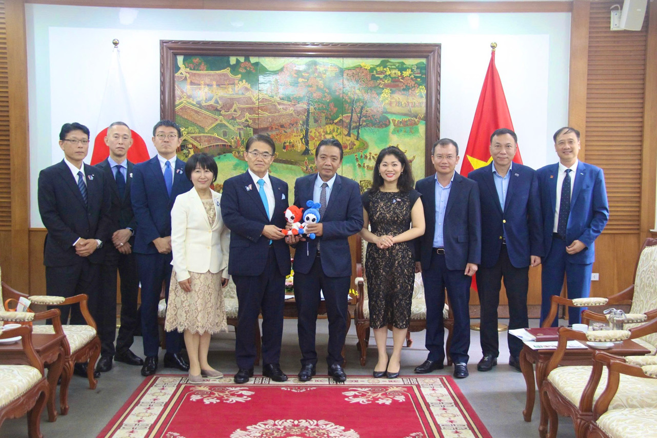 Tiep Tinh Aichi 02