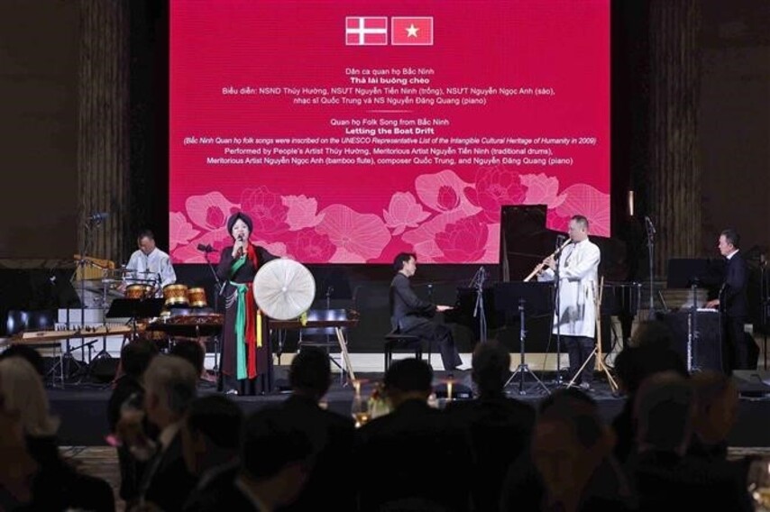Tổng Bí Thư, Chủ Tịch Nước Và Phu Nhân Dự Hòa Nhạc Kỷ Niệm 55 Năm Quan Hệ Ngoại Giao Việt Nam – Đan Mạch